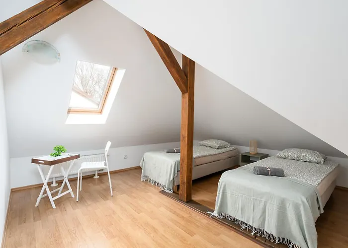 Zacisze - Goscinne Gasthuis *